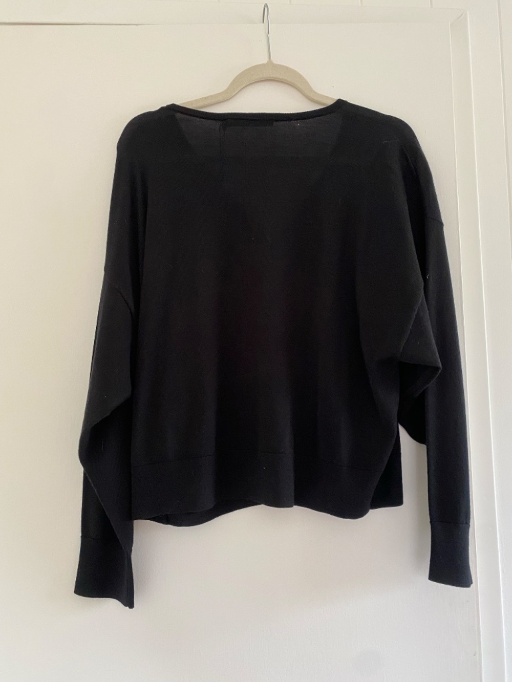 Jenni Kayne Dree V Neck Sweater Black - Picture 7 of 7